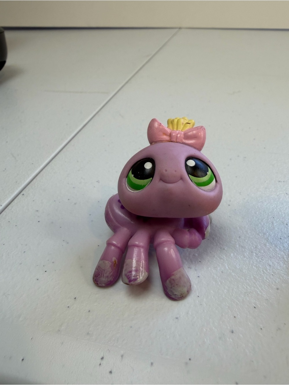 Littlest PetShop Hasbro figure #136 Spider collectible toy Littlest Pet shop LPs